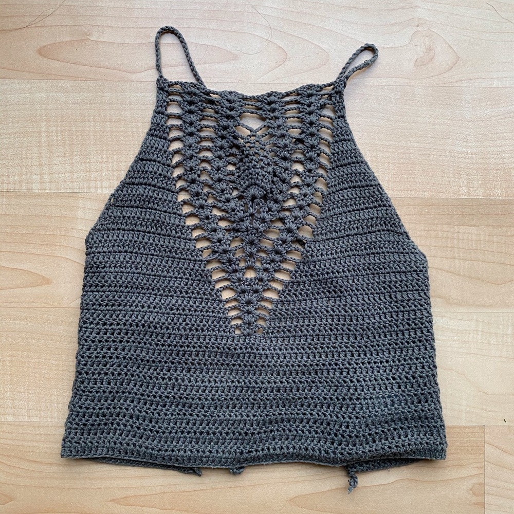 dark green/tan crochet crop top - Picture 4 of 5
